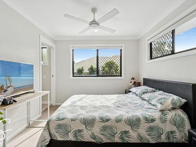 5 / 6 Deacon Street, Coopers Plains