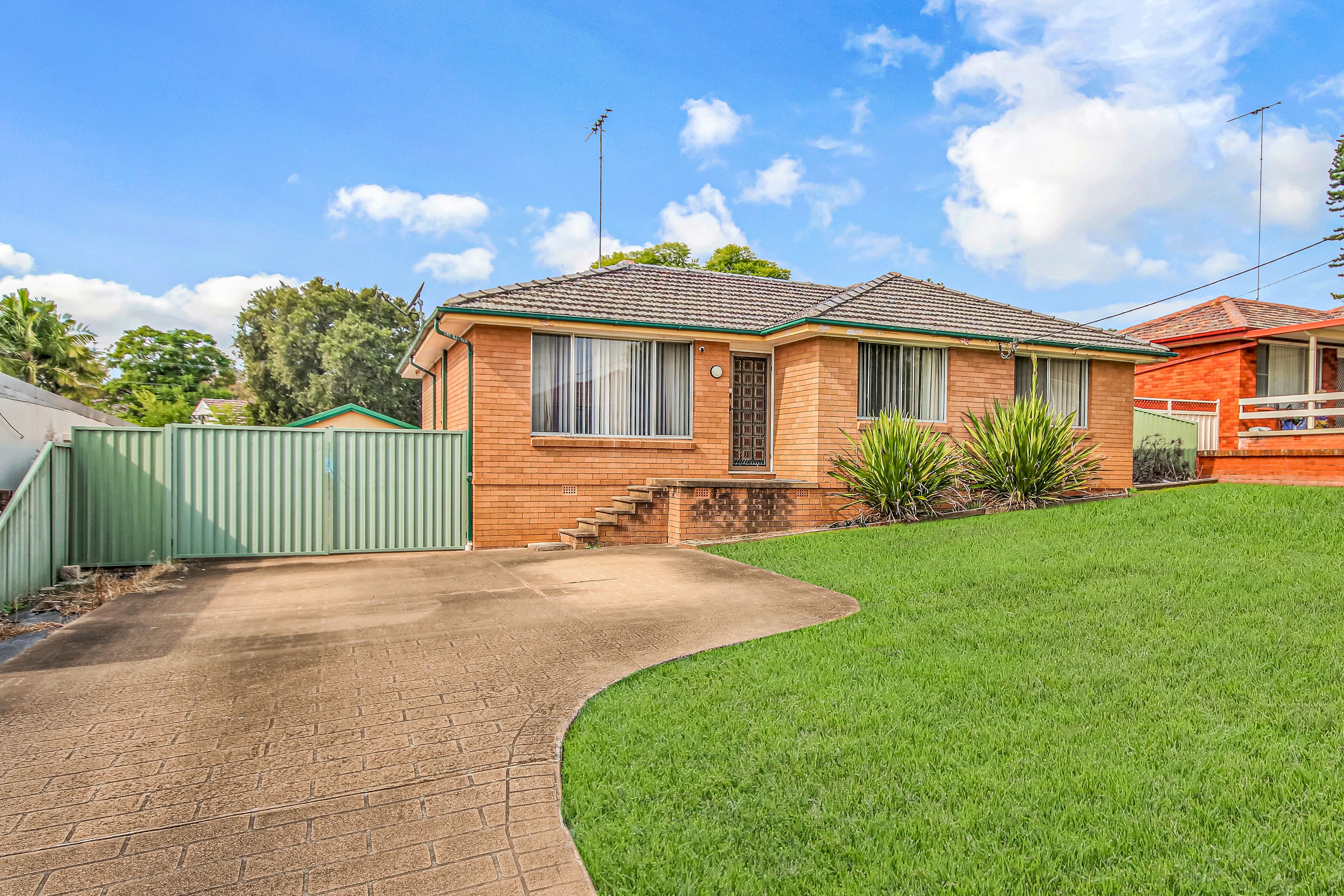 6 Sheba Crescent, SOUTH PENRITH