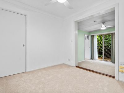 94 Passerine Drive, Rochedale South