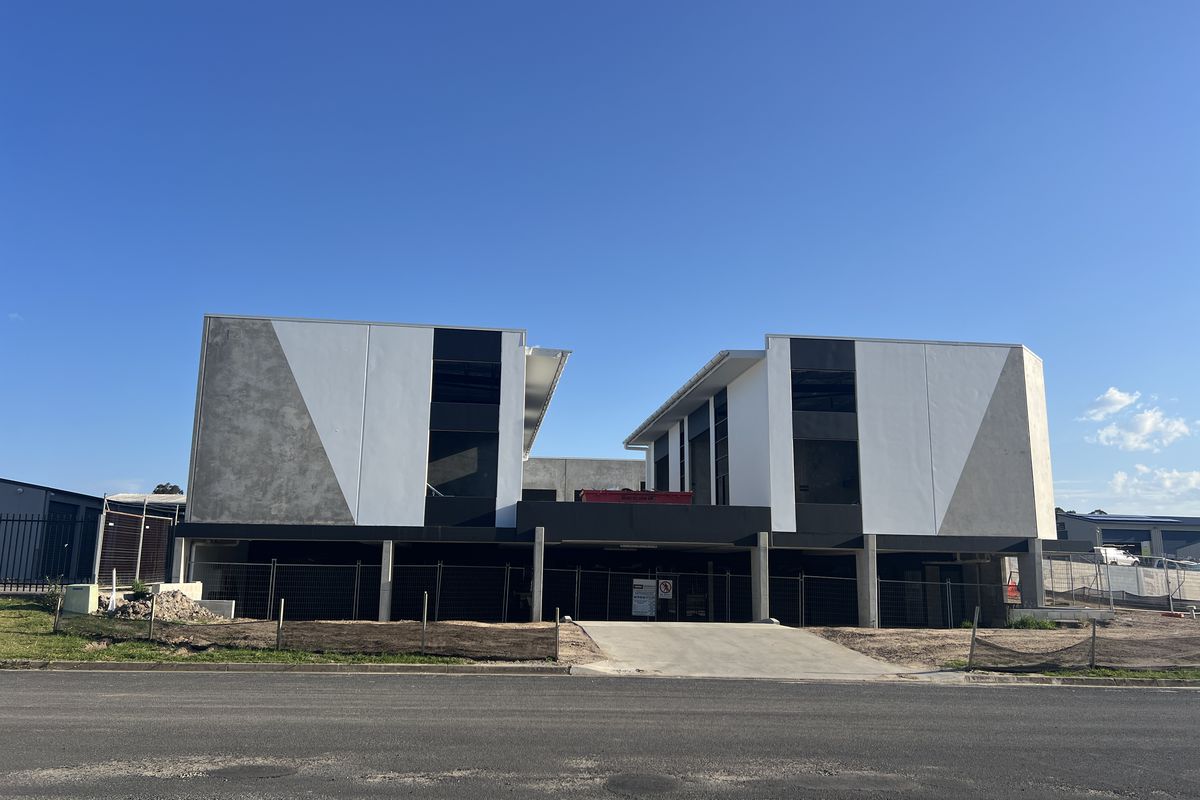 BASE - Unit 7 / 10 Think Road, Townsend