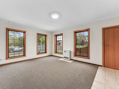 1 / 1 Boomerang Avenue, Mount Gambier