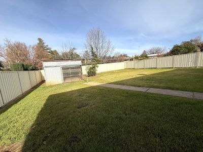 87 McNabb Crescent, Griffith