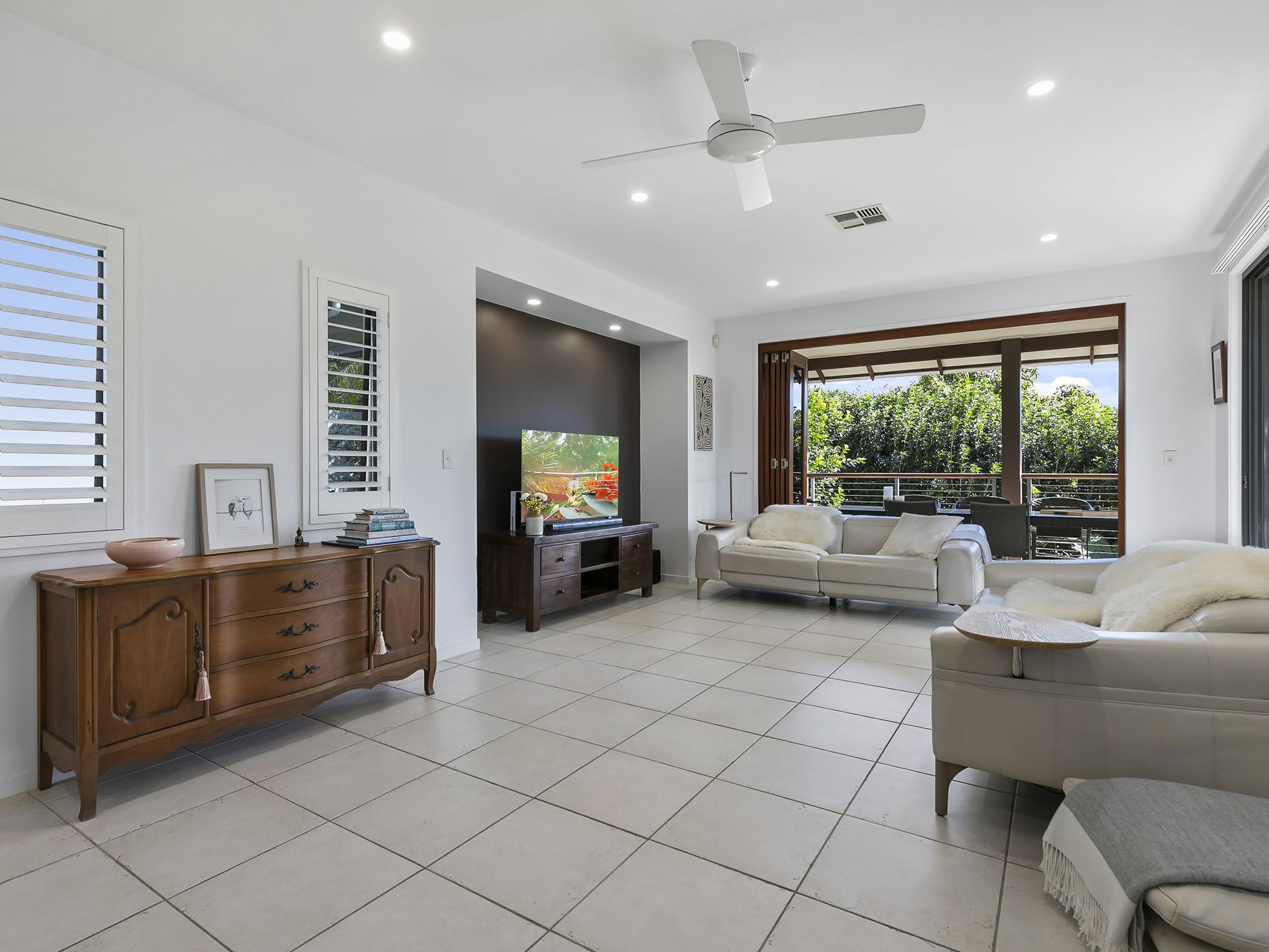 45 / 115 Peregian Springs Drive, Peregian Springs