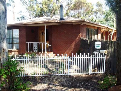 1 Davis Drive, Horsham