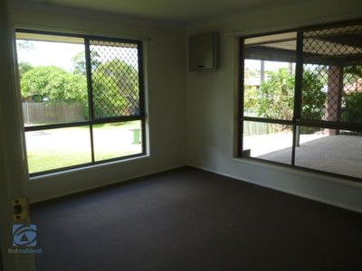 5 Quantock Court, Rochedale South