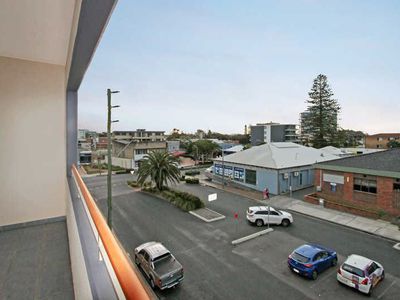 402 / 2 Little Street , Forster