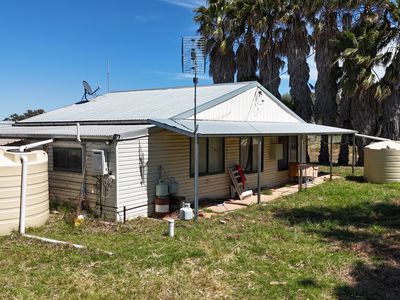 2200B Newell Highway, Tichborne