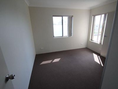 12 / 55 Cross Street, Guildford