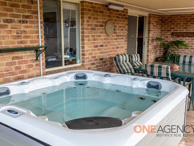 4 Oaklands Drive, Llanarth