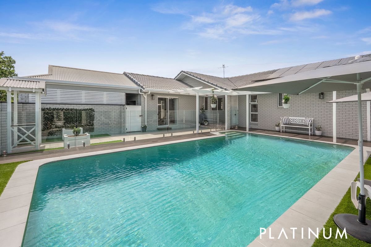 10 Spinnaker Court, Currumbin Waters