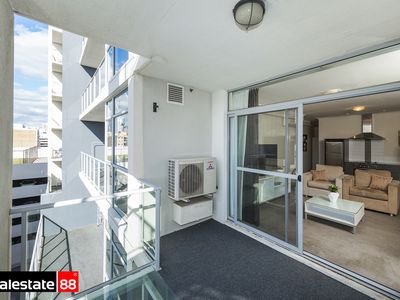 10 / 996 Hay Street, Perth