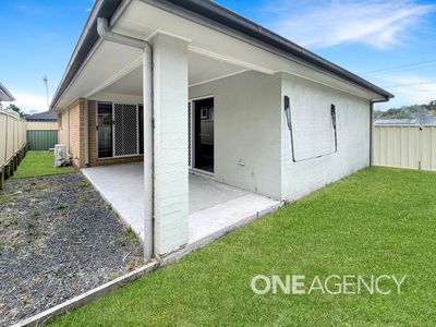 10 Peak Ave, North Nowra