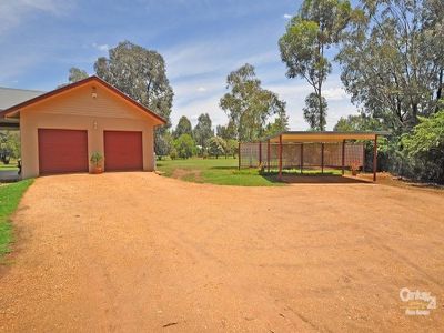 13 Lakeland Drive, Dubbo