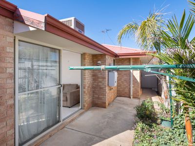 4 / 128 Burt Street, Boulder