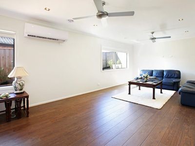 6 Sandridge Street, Leopold