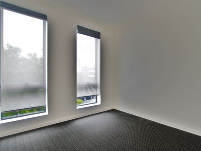4 / 302 Huntingdale Road, Huntingdale