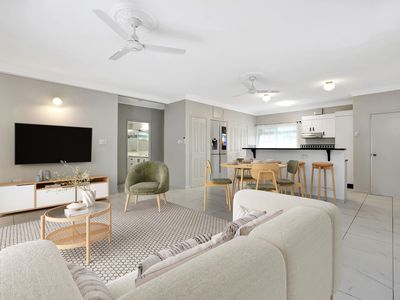 2 / 9 Varese Street, Woree