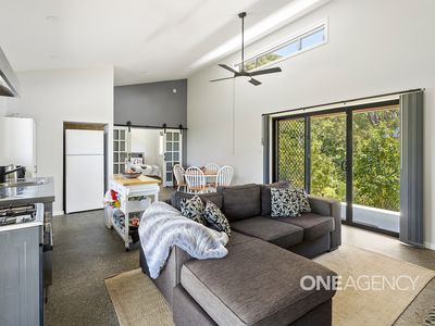 224 North Marshall Mount Road, Marshall Mount