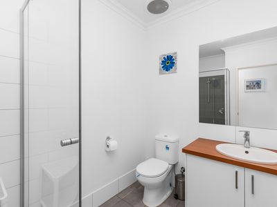 2C Troytown Way, Melville