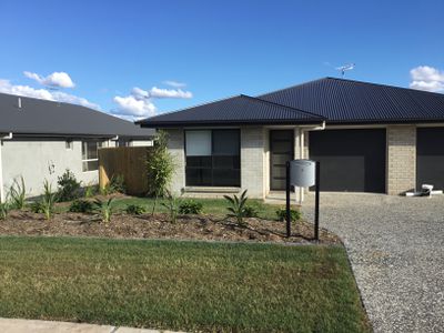 1 / 7 Jason Day Drive, Beaudesert