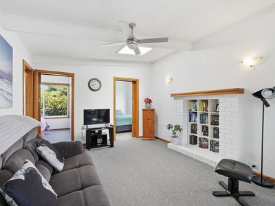 12 Jetty Road, Dodges Ferry