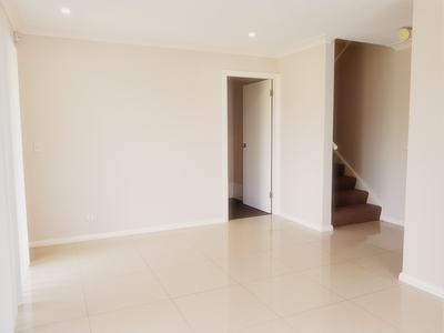 12 / 570 Sunnyholt Road, Stanhope Gardens