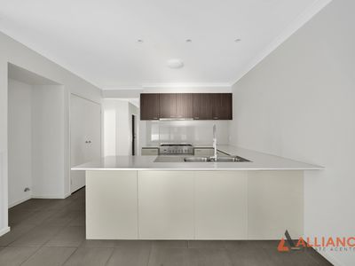 62 Loudon Circuit, Craigieburn