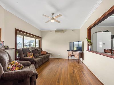 7 Fensom Crescent, Millicent