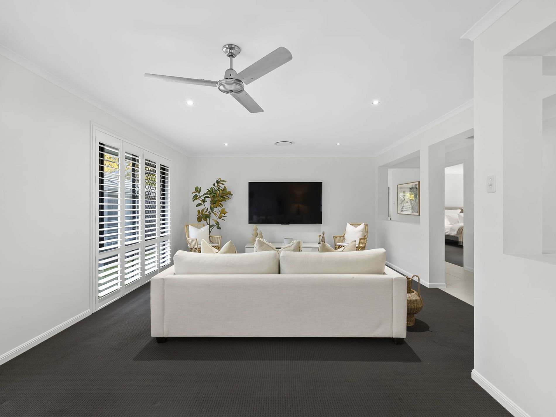9 Feathertail Place, Wakerley