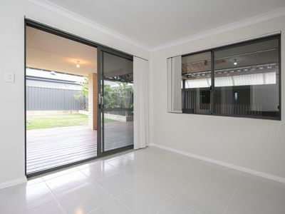 44 Enkindle Lp, Baldivis