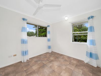 27 Rambutan Close, Manoora