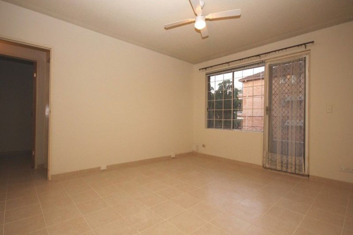 2 Exeter Road, Homebush West