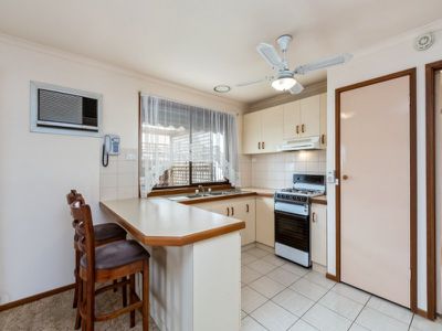 1 / 15 Sittella Court, Werribee