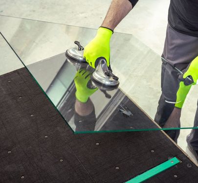 Long-Standing Glass & Glazing Business  Over 30 Years of Trusted Trade