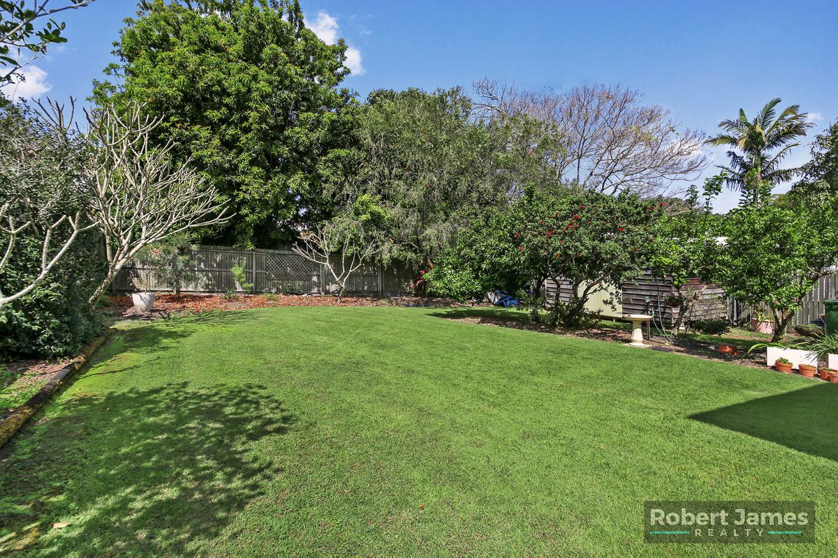 37 Moorindil Street, Tewantin