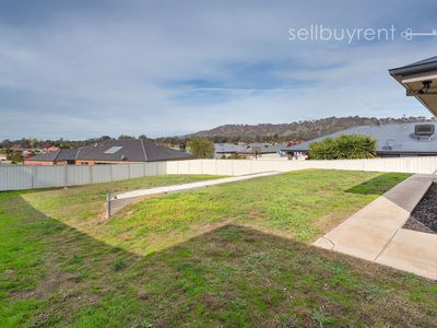 46 BREWER DRIVE, Wodonga