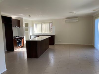 9 Isabella Way, Tarneit