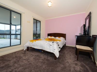 34 Ineke Drive, Kingston
