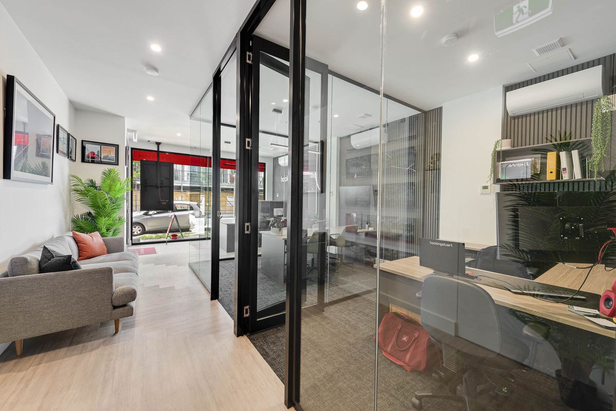 101 Pier Street, Altona
