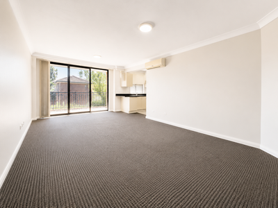 19/181 Hawkesbury Road, Westmead