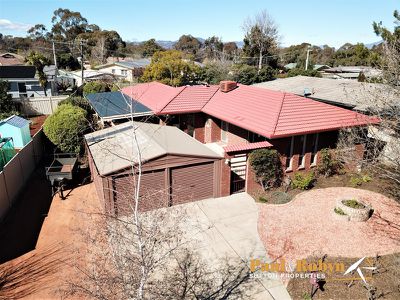 30 Bellingham Crescent, Kambah