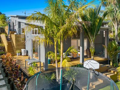 20 Admirals Court Drive, Greenhithe