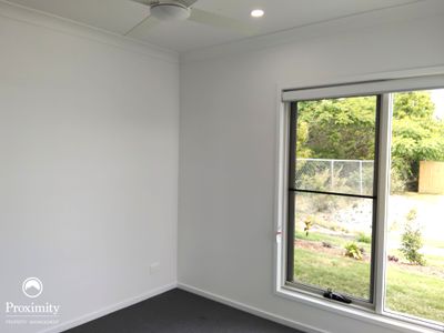 112 Barratt Drive, Greenbank