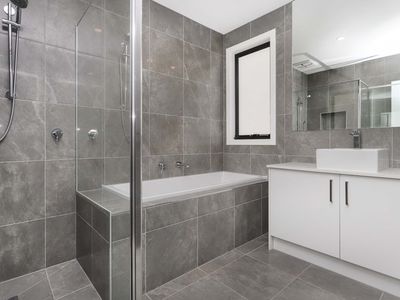 3 / 61 Hampton Road , Essendon