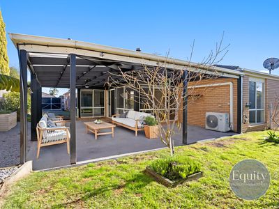 4 Delatite Way, Skye