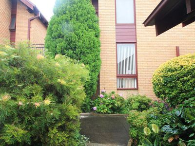 20 / 25 The glen Road, Bardwell Valley