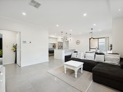 56 Hickman Drive, Piara Waters