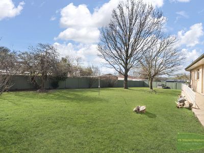 8 Rowlands Street, Blayney