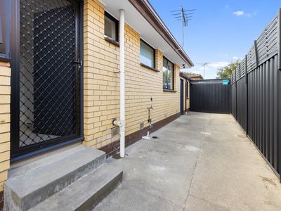 4 / 15-17 Urwin Street, Yarraville