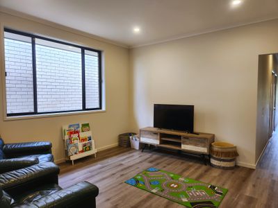 4 / 55 The Vines Drive, Normanville